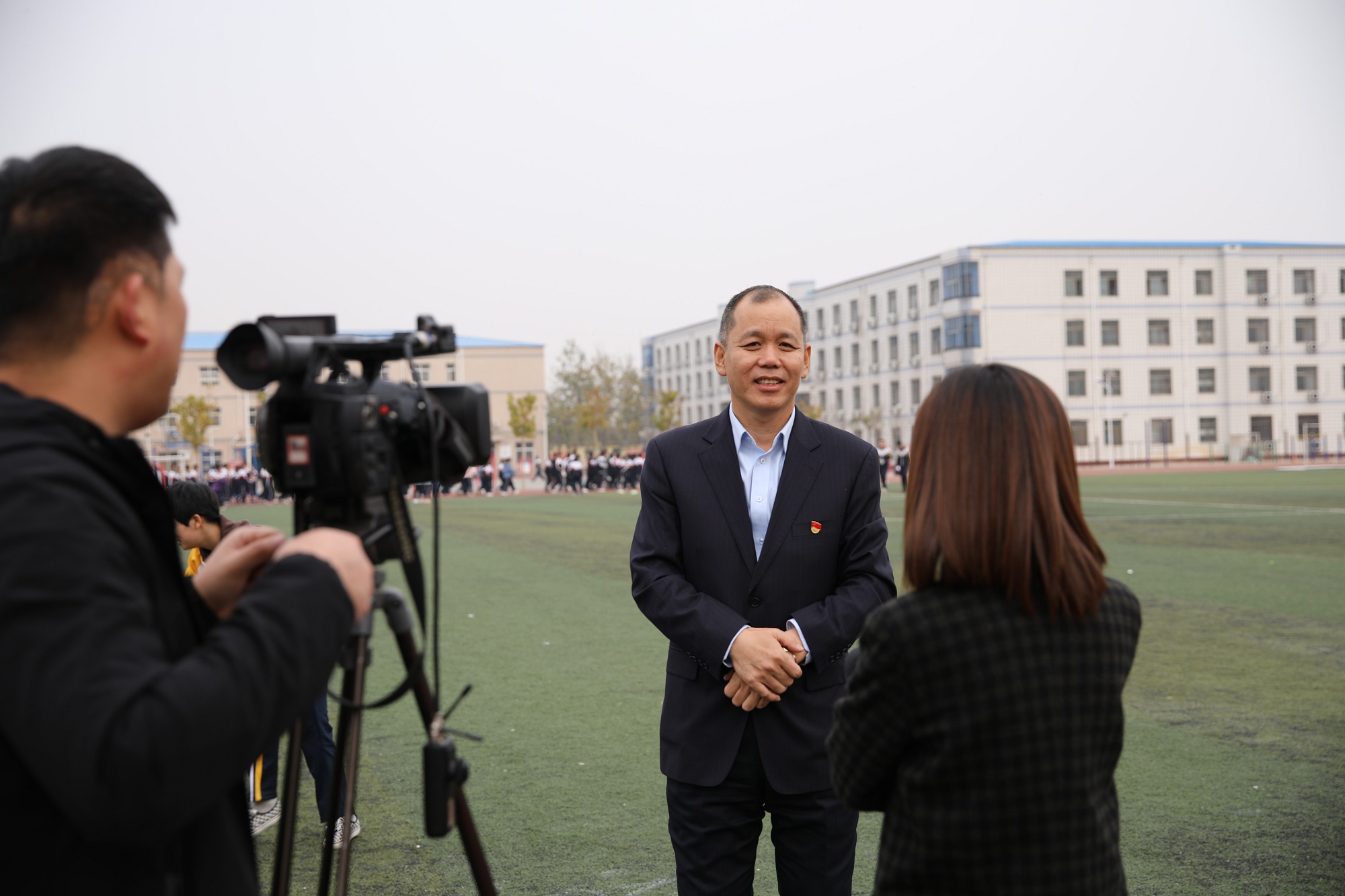“多一张笑脸  多一份希望”携手同行，共筑未来| 开云线上(中国)官方网站走进青县一中
